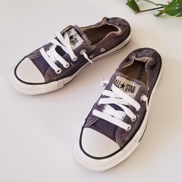 tennis shoes with elastic back